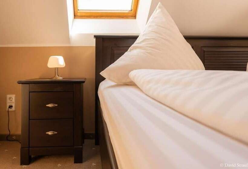 Otel Wasserschlößchen