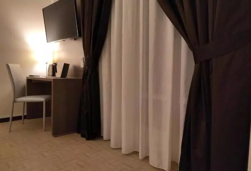 پانسیون Brain Rooms Milano Ca  Granda