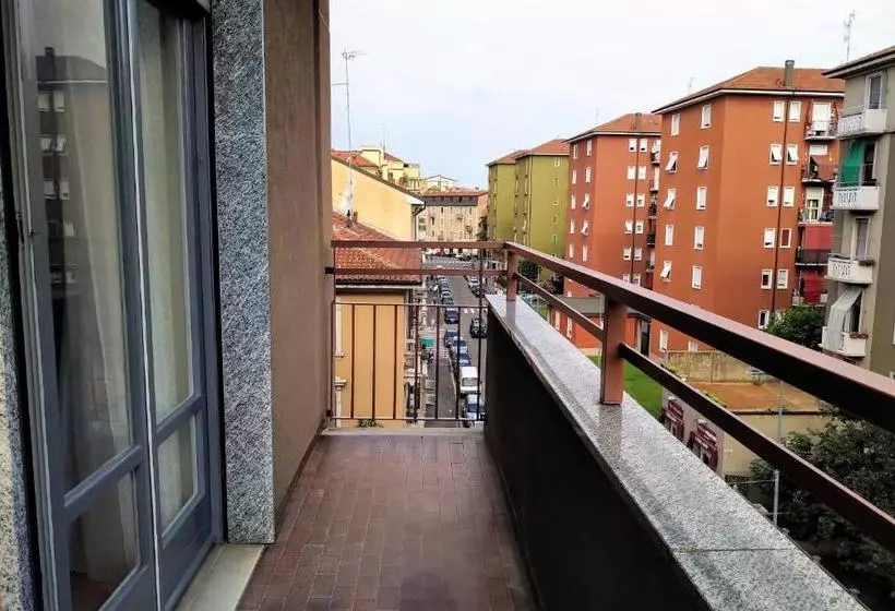 پانسیون Brain Rooms Milano Ca  Granda