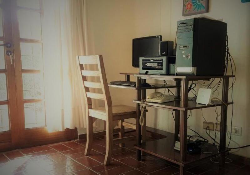 ベッドアンドブレックファースト Newen Posada