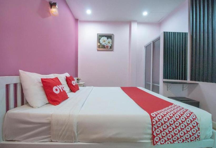 호텔 Oyo 798 Reurn Mareena Resort