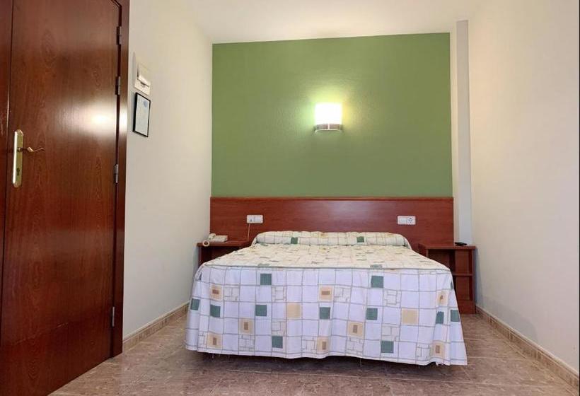 بنسيون Hostal Area 99