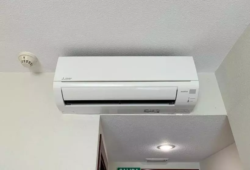 پانسیون Hostal Area 99