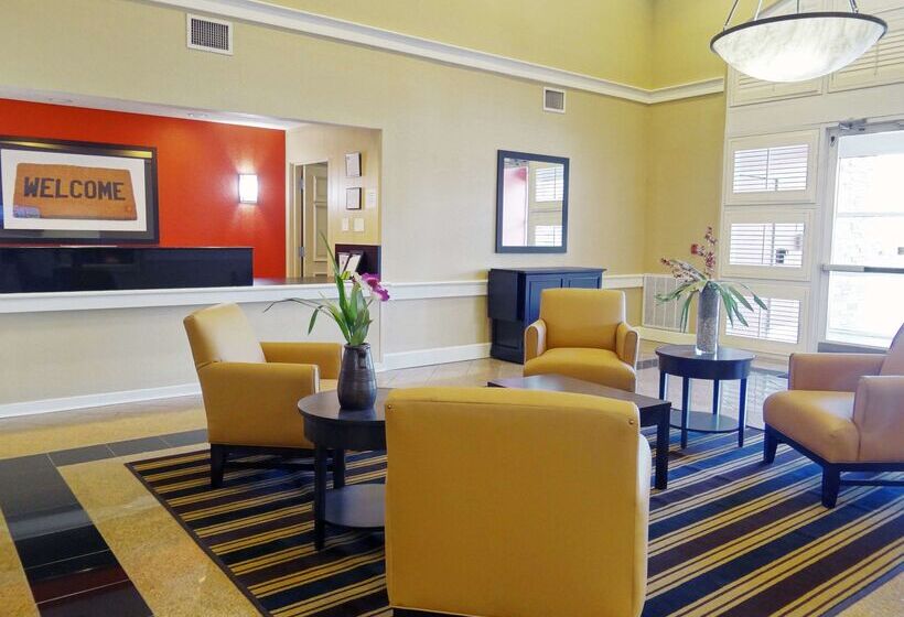 هتل Extended Stay America Suites  Kansas City  Overland Park  Metcalf Ave