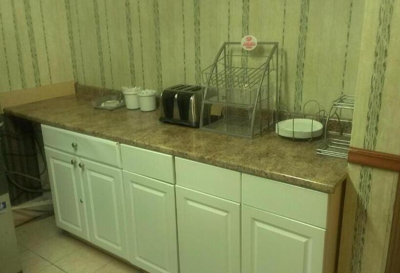 فندق Quality Inn