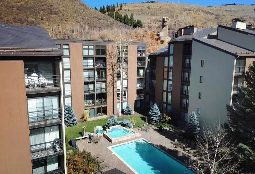 Отель Vail International Condominiums