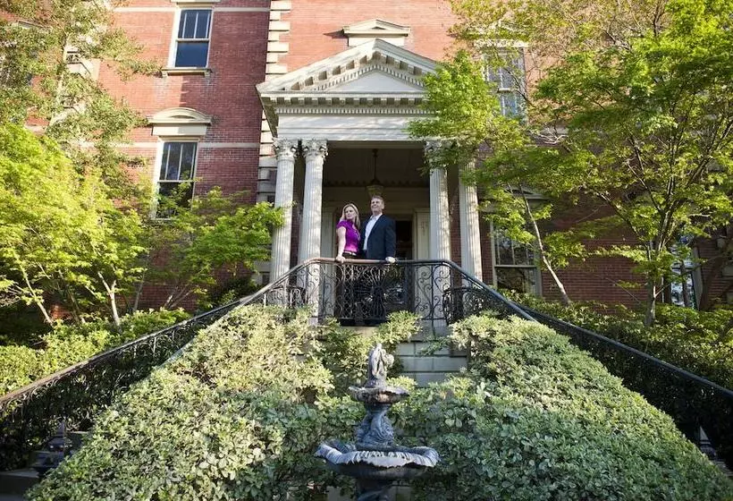 ホテル Wentworth Mansion