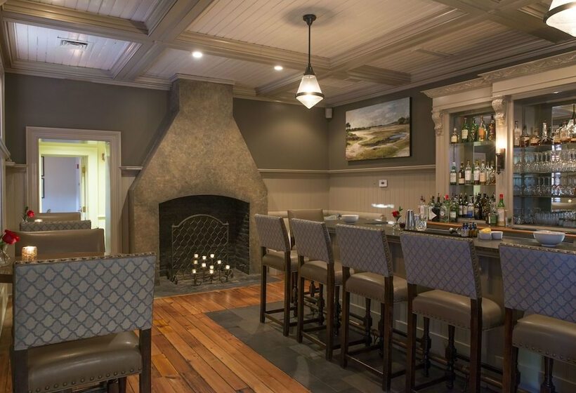 בית מלון כפרי Wentworth Mansion