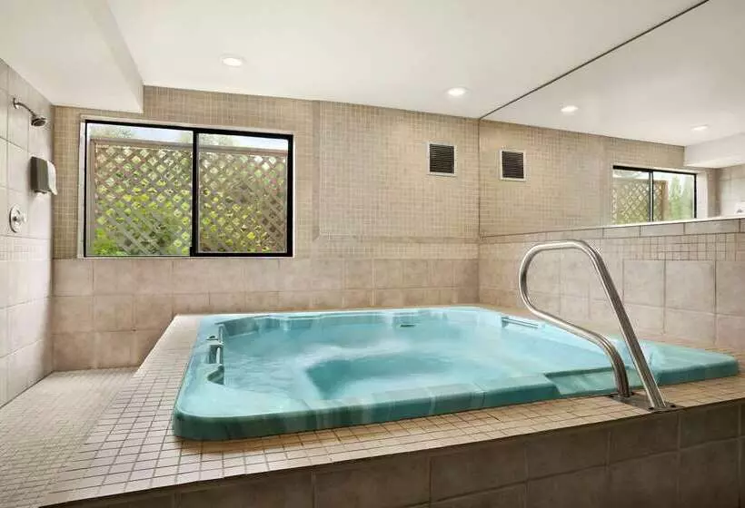 汽车旅馆  Colony Inn