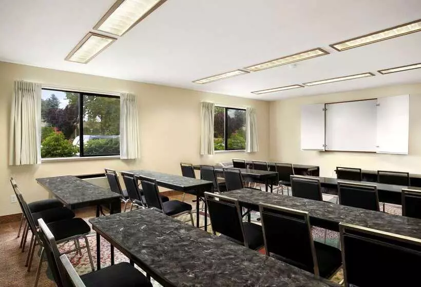 汽车旅馆  Colony Inn