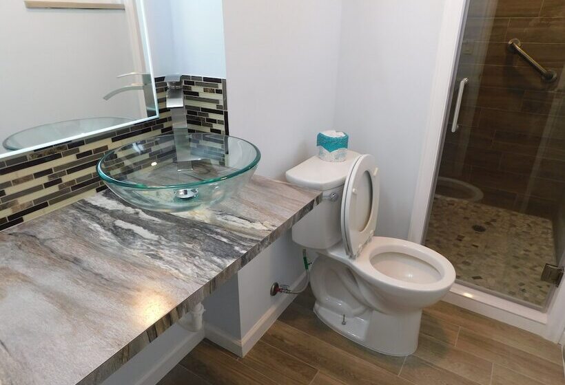 فندق على الطريق Silver Ridge Lodge