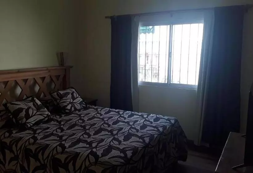 تختخواب و صبحانه Casa Cerca Del Centro Bed&breakfast