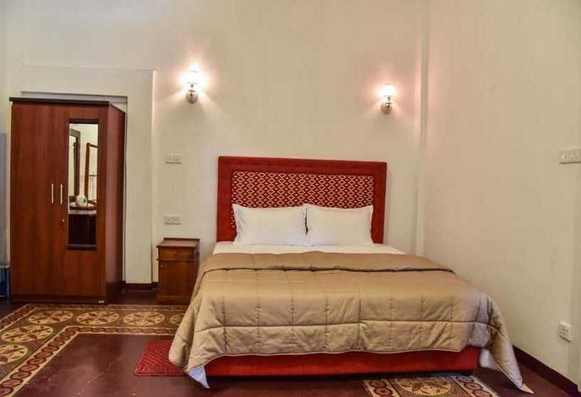 Hotel Grand Peak Bungalow