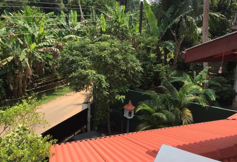 펜션 Diwanka Villa