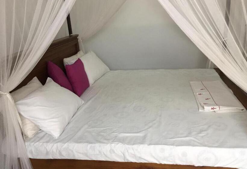 펜션 Diwanka Villa