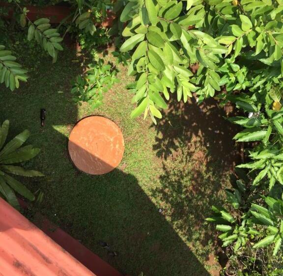 펜션 Diwanka Villa