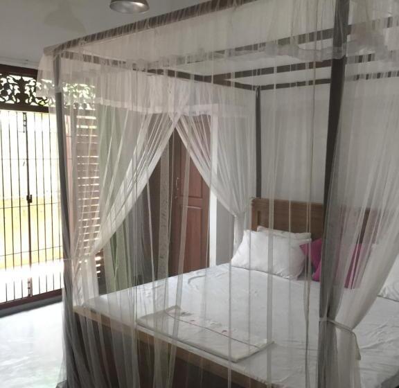 펜션 Diwanka Villa