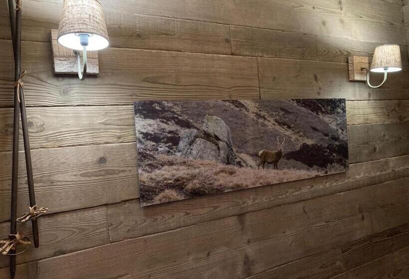 تختخواب و صبحانه L Ancienne Poste