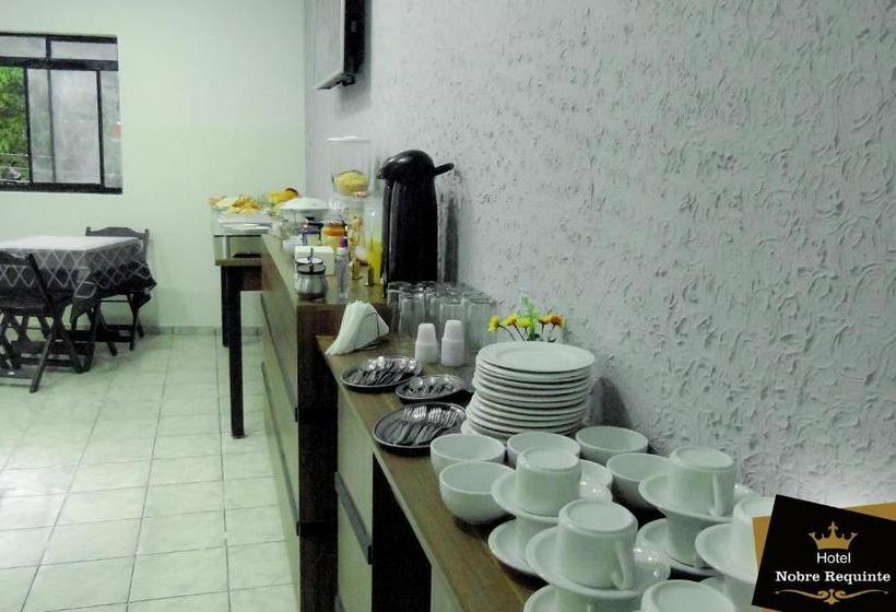 فندق Nobre Requinte