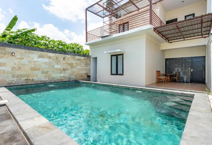 بنسيون Reddoorz @ Jaya Giri Renon