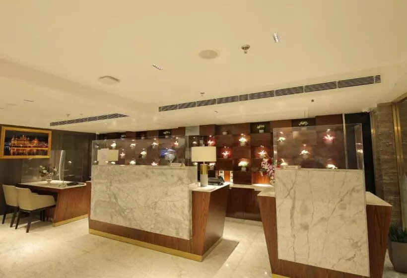 ホテル Best Western Darbar