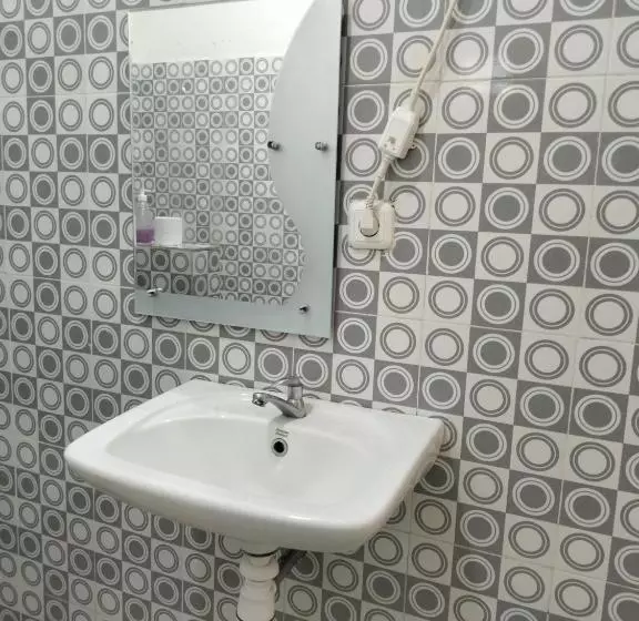 هتل Gio's Place