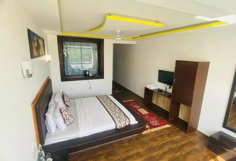 Hotelli The White Castle Kargil