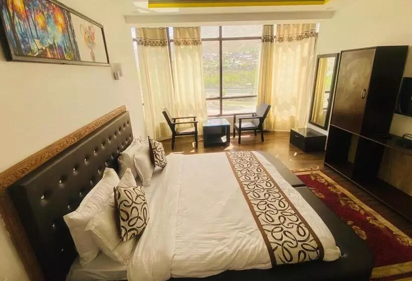 Hotelli The White Castle Kargil
