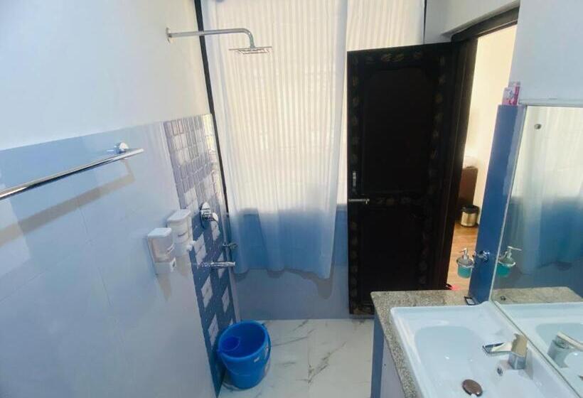 فندق The White Castle Kargil