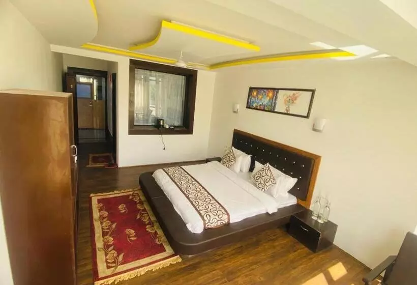 Hotelli The White Castle Kargil