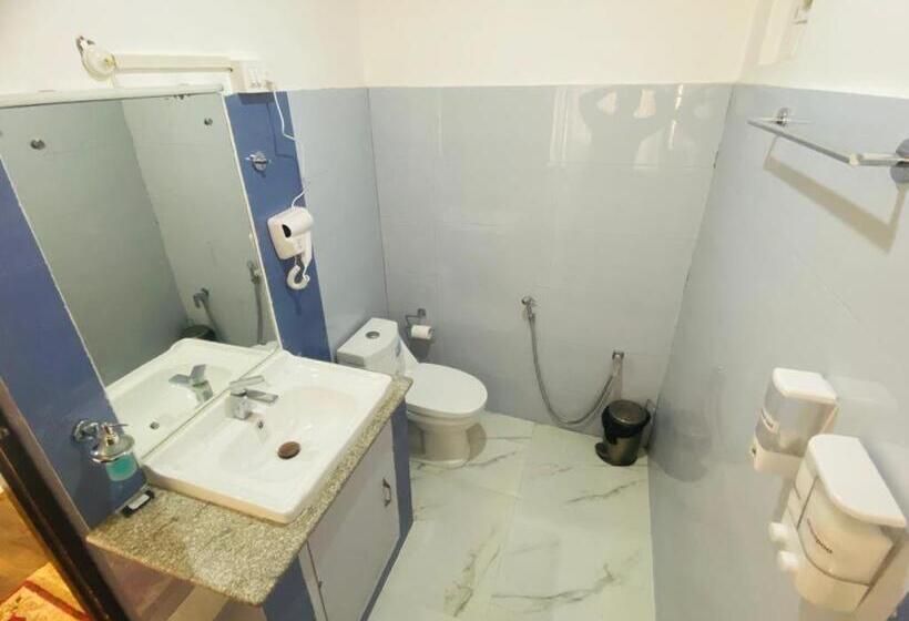 فندق The White Castle Kargil