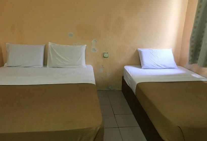 Hôtel Spot On 89927 Villa