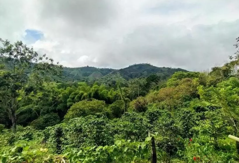 پانسیون La Acuarela, Posada De La Monita