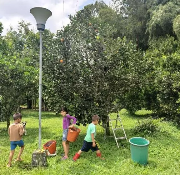 پانسیون La Acuarela, Posada De La Monita