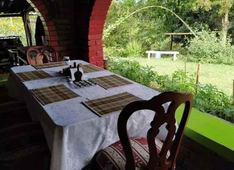پانسیون La Acuarela, Posada De La Monita