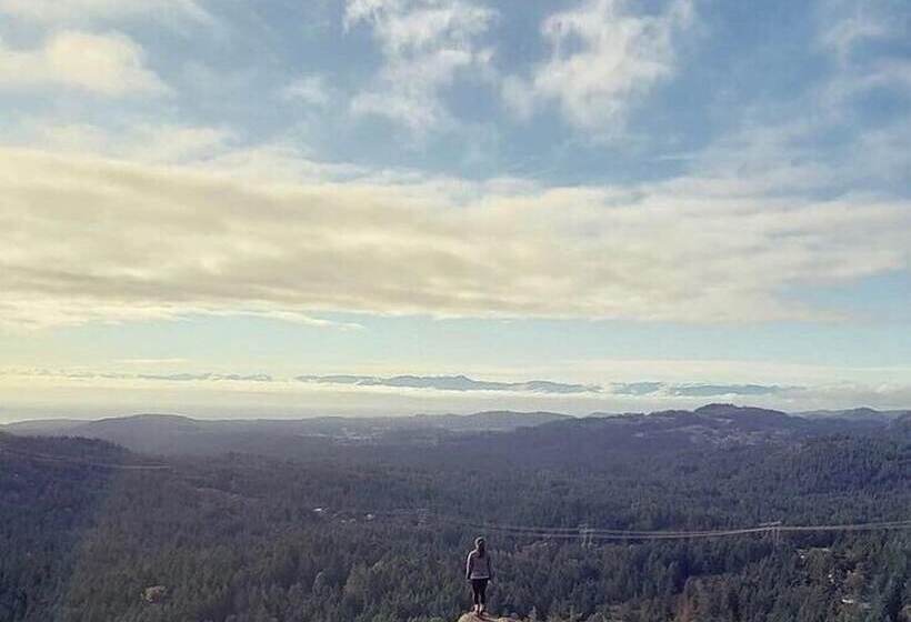 Fairways Hotel On The Mountain