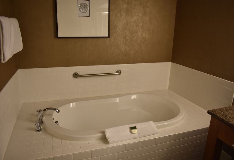 Fairways Hotel On The Mountain