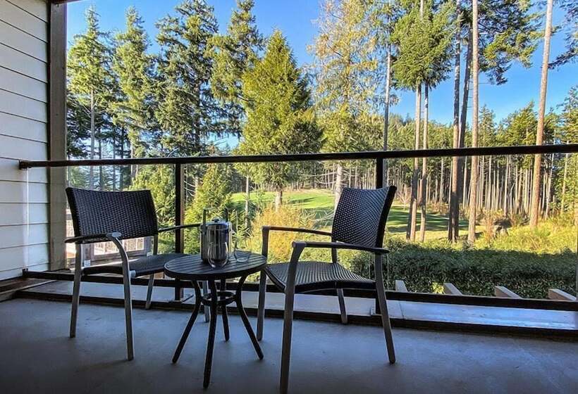 Fairways Hotel On The Mountain