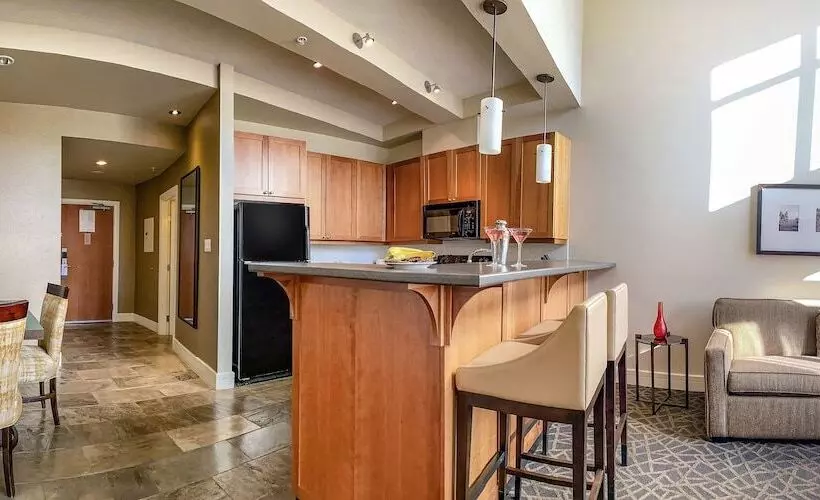 Fairways Hotel On The Mountain