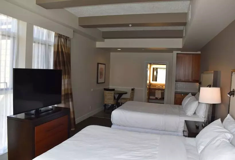 Fairways Hotel On The Mountain