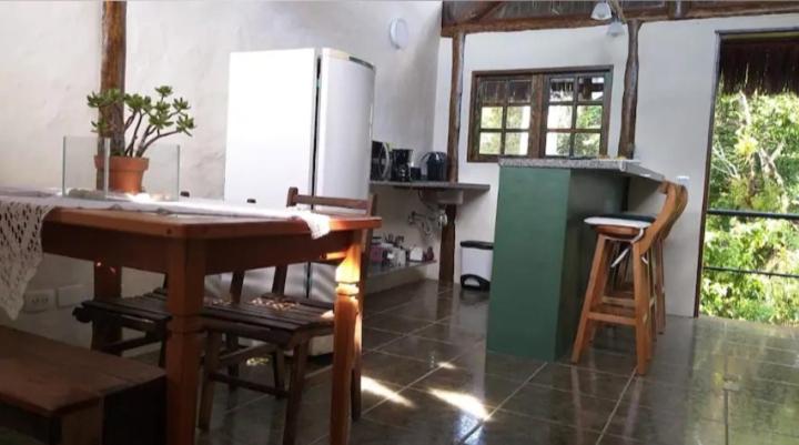 پانسیون Refúgio Guest House