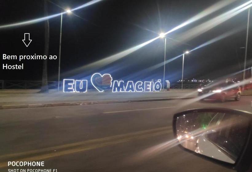 Le Chat Qui Peche Hostel A 150 Metros Da Praia De Pajucara