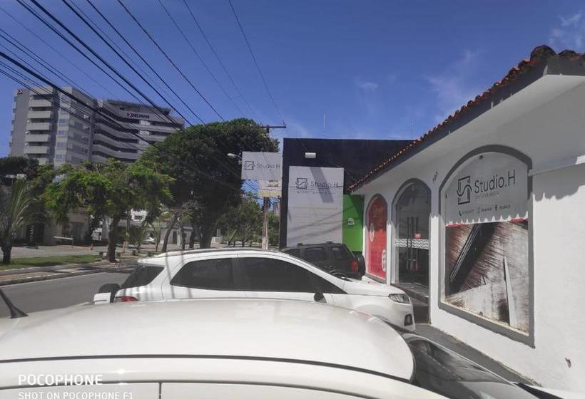 Le Chat Qui Peche Hostel A 150 Metros Da Praia De Pajucara