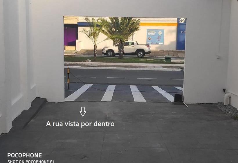 Le Chat Qui Peche Hostel A 150 Metros Da Praia De Pajucara