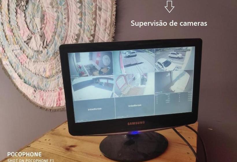 Le Chat Qui Peche Hostel A 150 Metros Da Praia De Pajucara