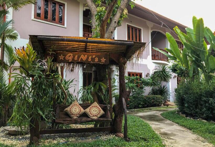 בית מלון כפרי Ginis Beach Resort