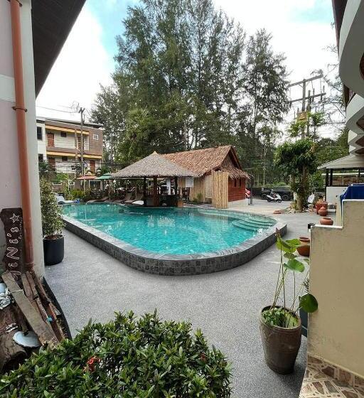 בית מלון כפרי Ginis Beach Resort