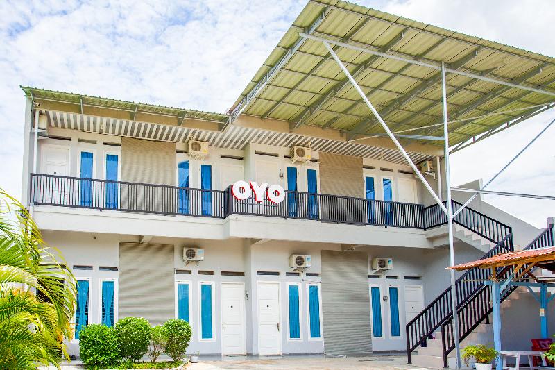 בית מלון כפרי Oyo 3073 Twin House Syariah