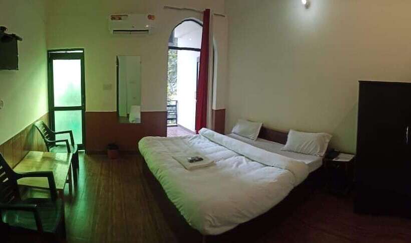 Ln Hotel And Restaurant   Hostel