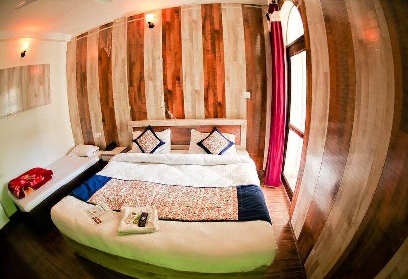 Ln Hotel And Restaurant   Hostel